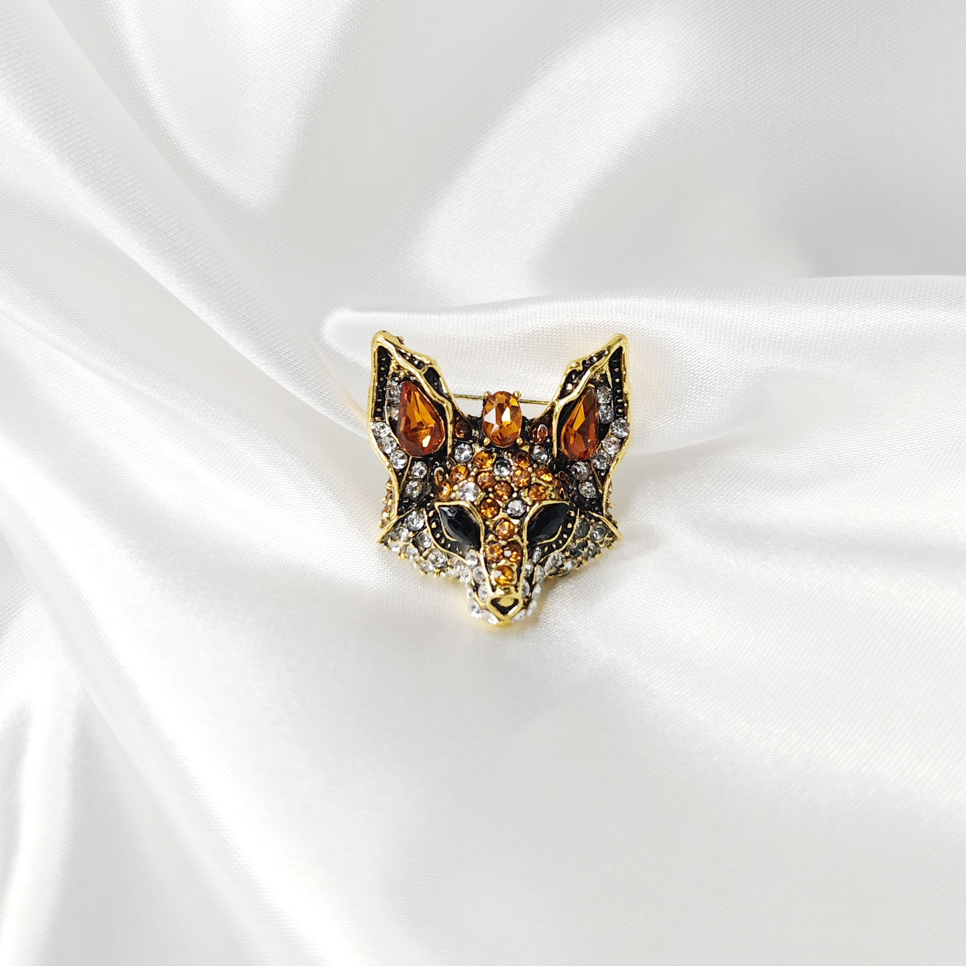 Broche bijou tête de renard dorée photo 1