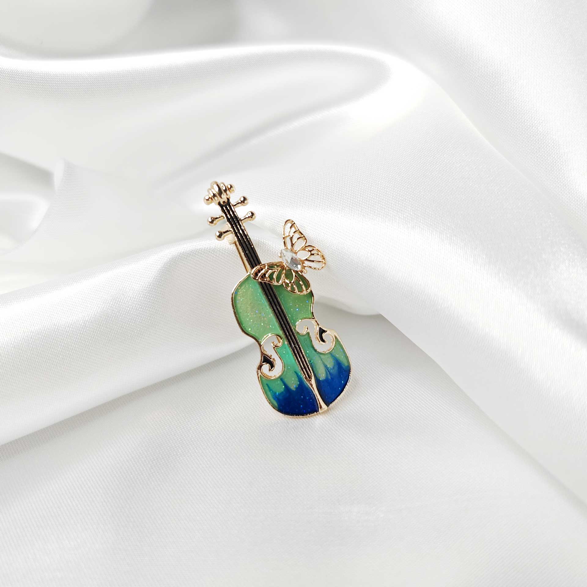 Broche bijou violon papillon