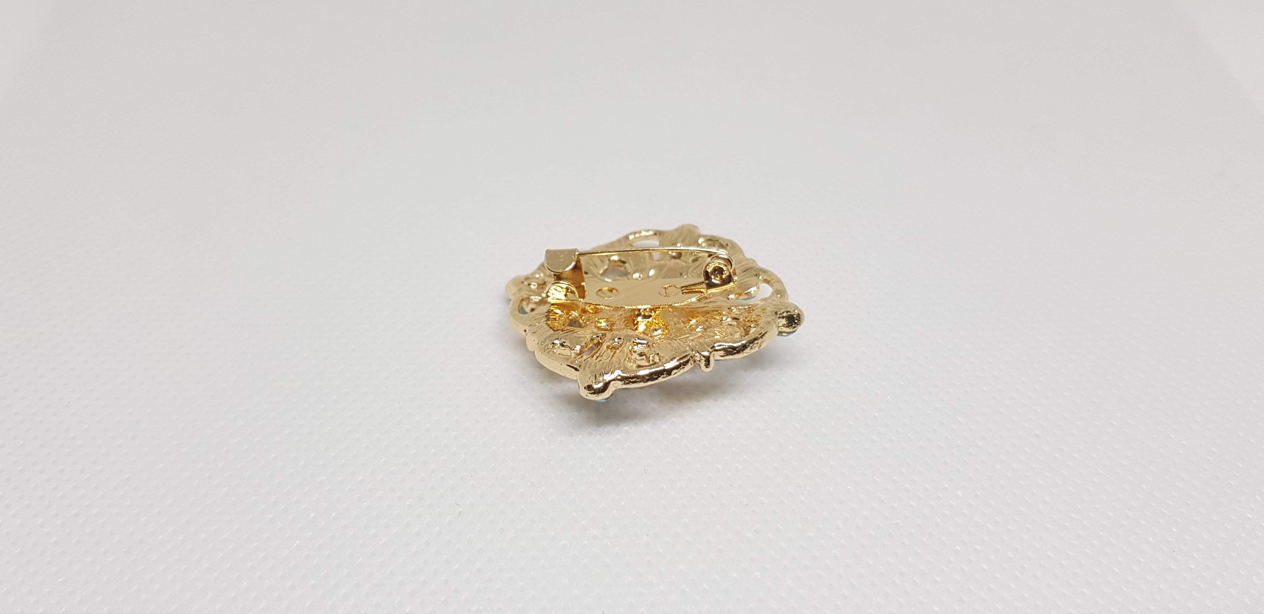 Azurblaue viktorianische goldene Brosche