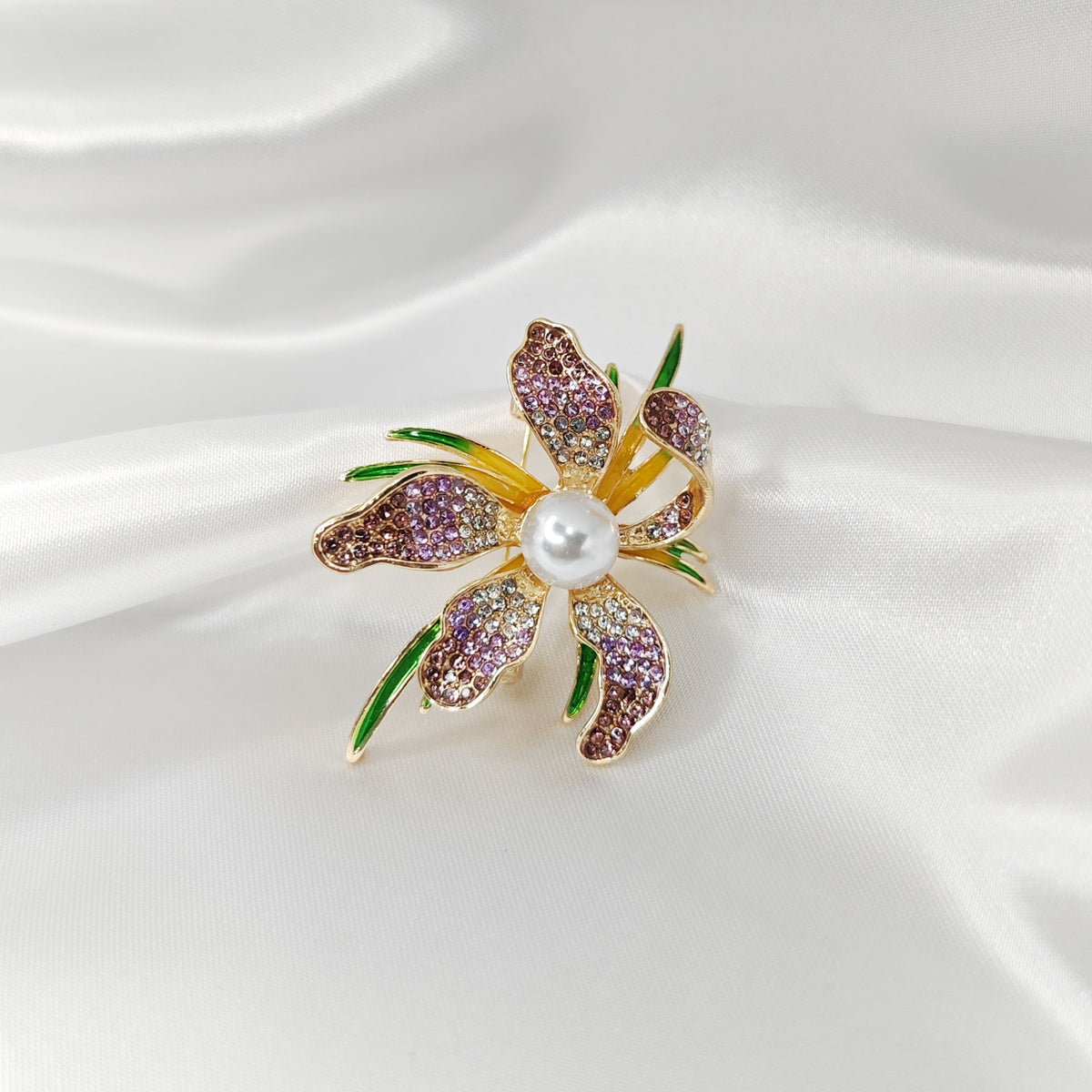 Broche Ancienne Fleur En Nacre, Numéro N540