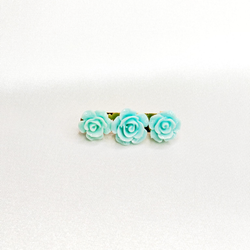 Broche Trio de roses aigue-marine