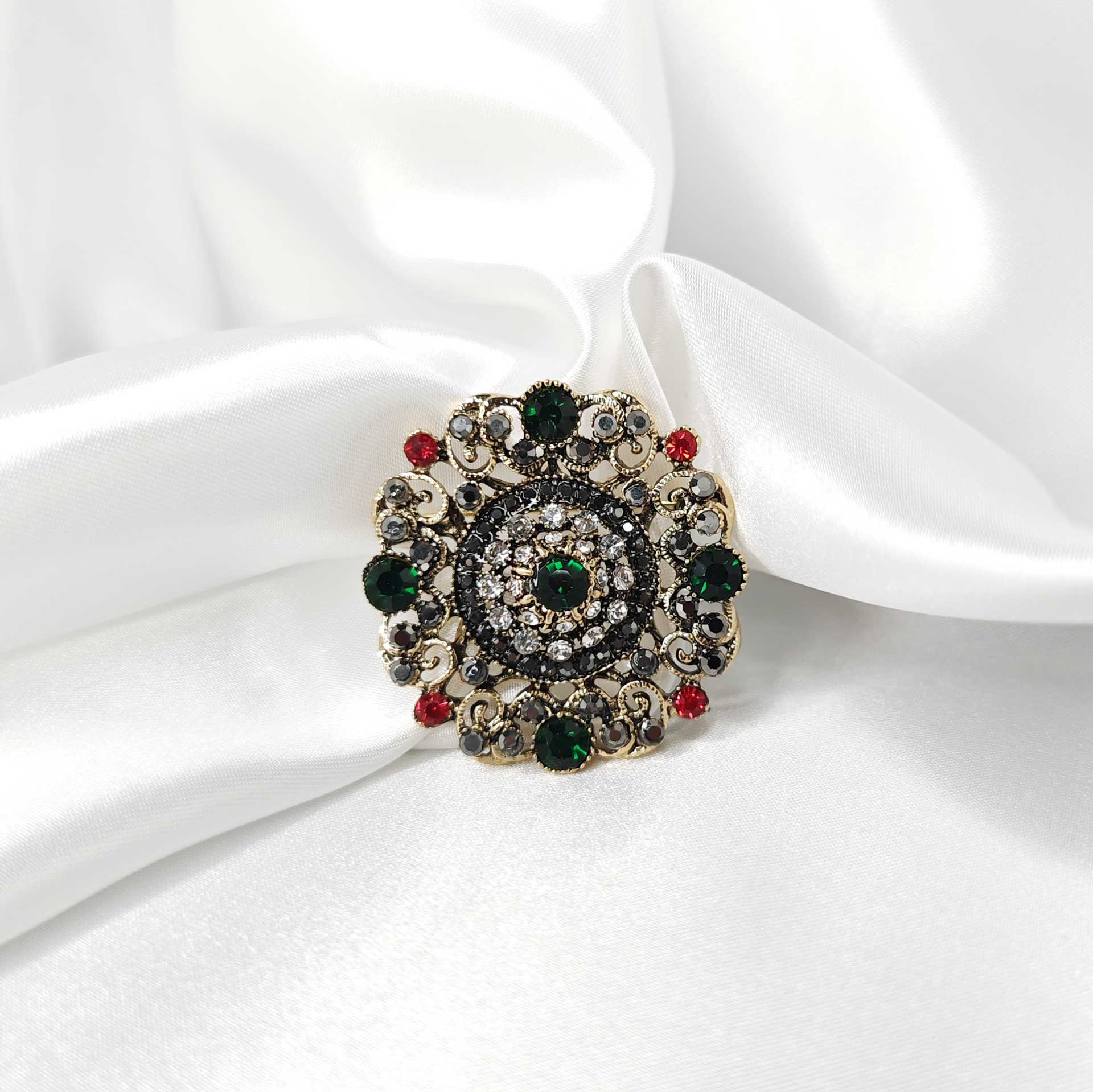 Broche bijou baroque mandala vert et rouge photo 1