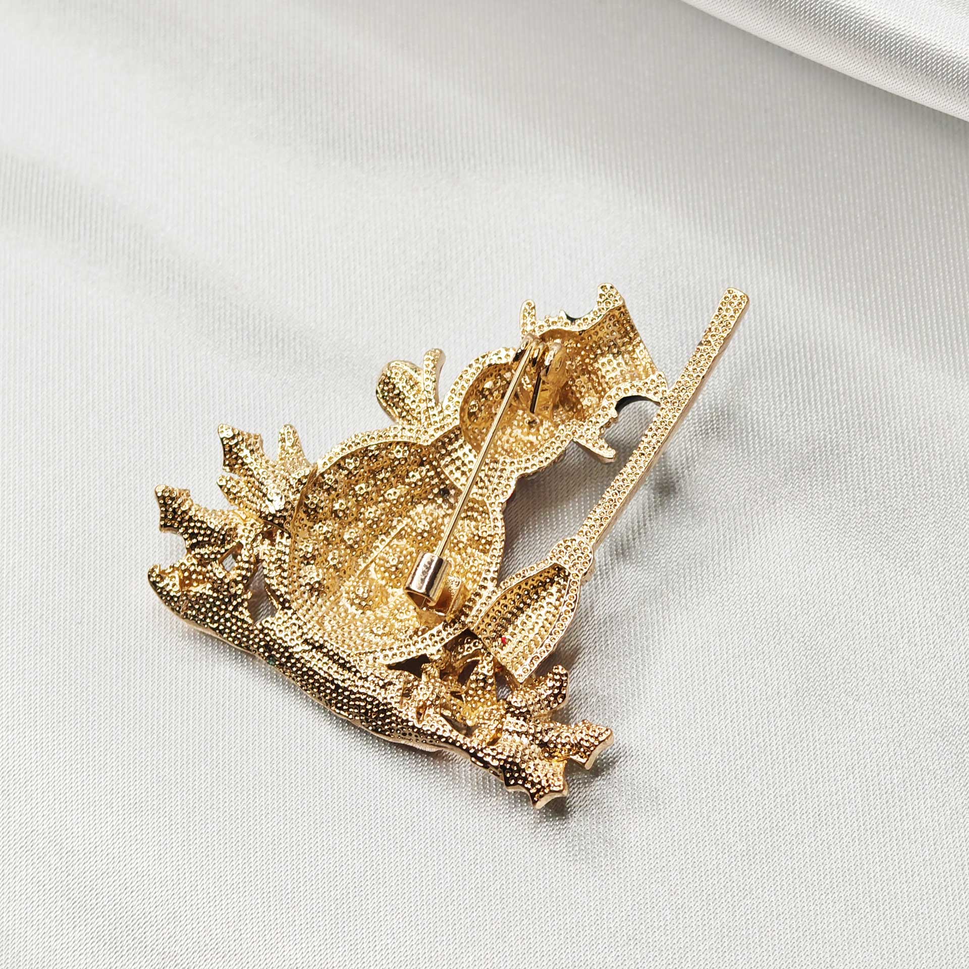 photo vue de dessus du dos de la broche bonhomme de neige