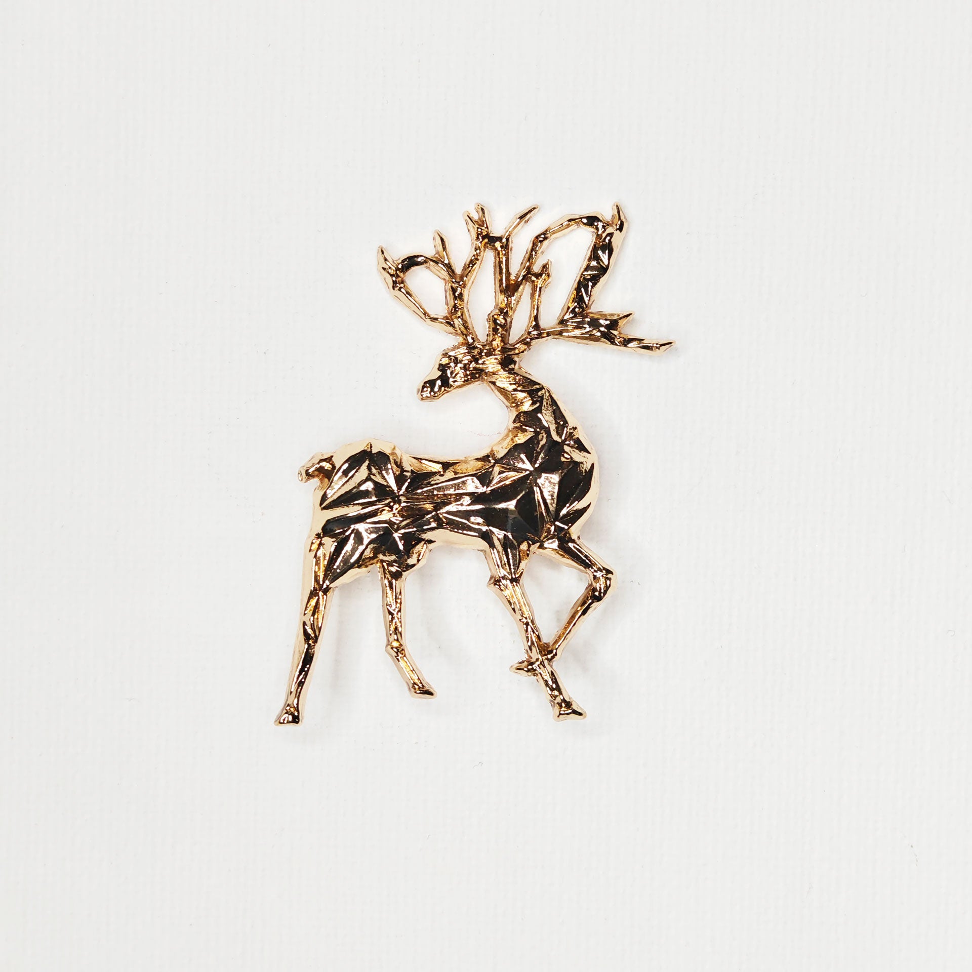 Broche bijou cerf doré