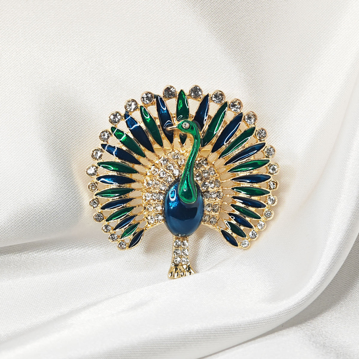 Broche Papillon Doré Avec Nacre Vert Et Bleu - Strass Blanc - Bijou Fantaisie Neuf Sans Emballage