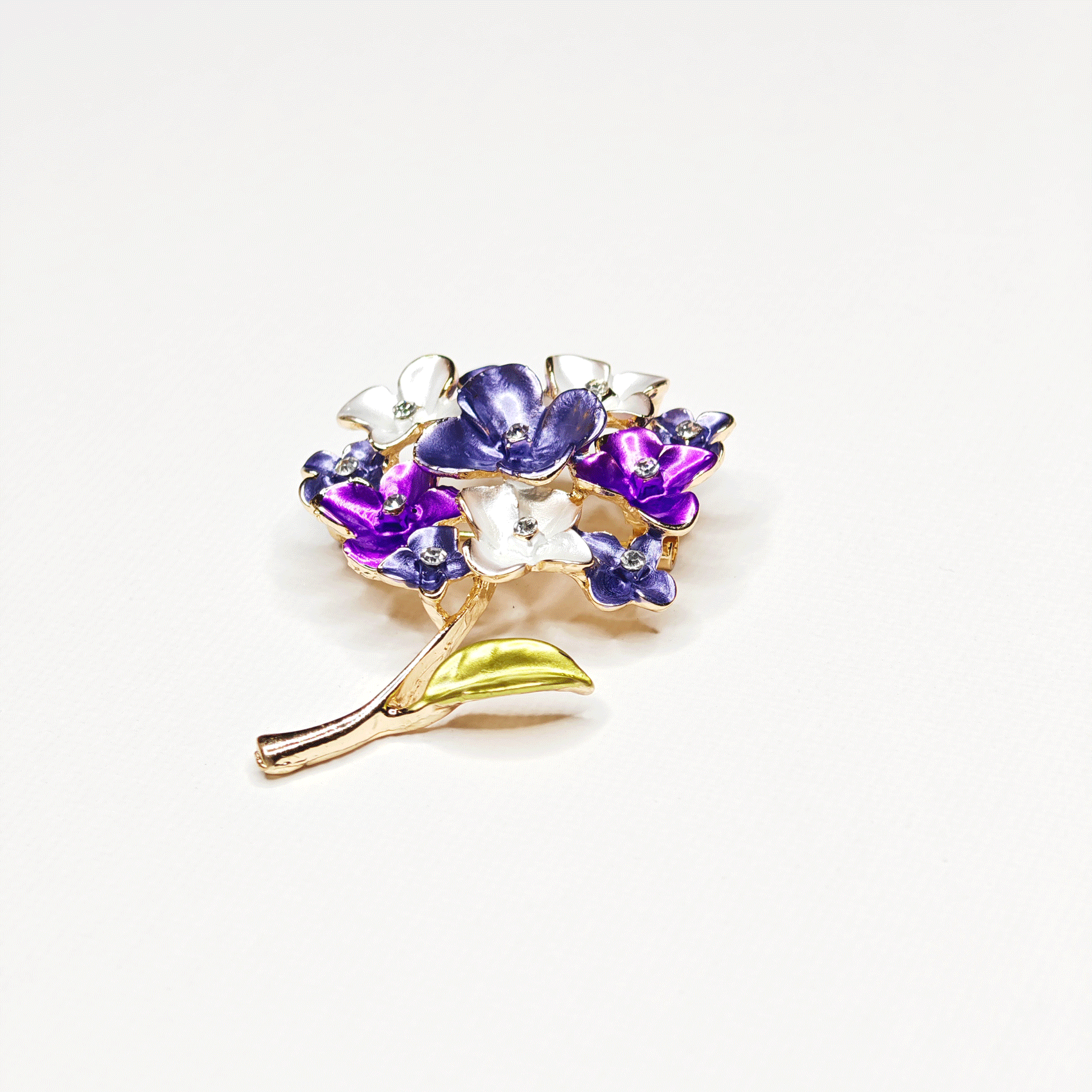 Broche fleur violette et blanche