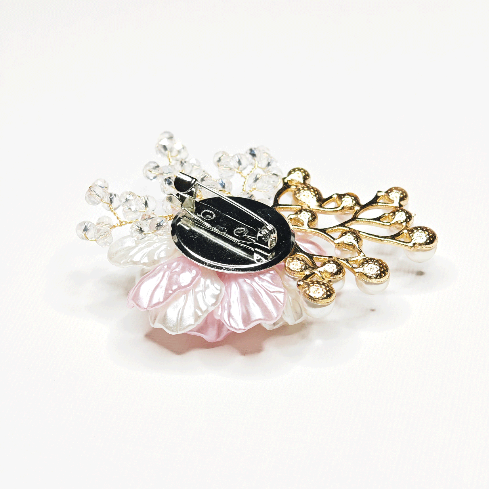 Broche grande fleur rose et blanche perlee