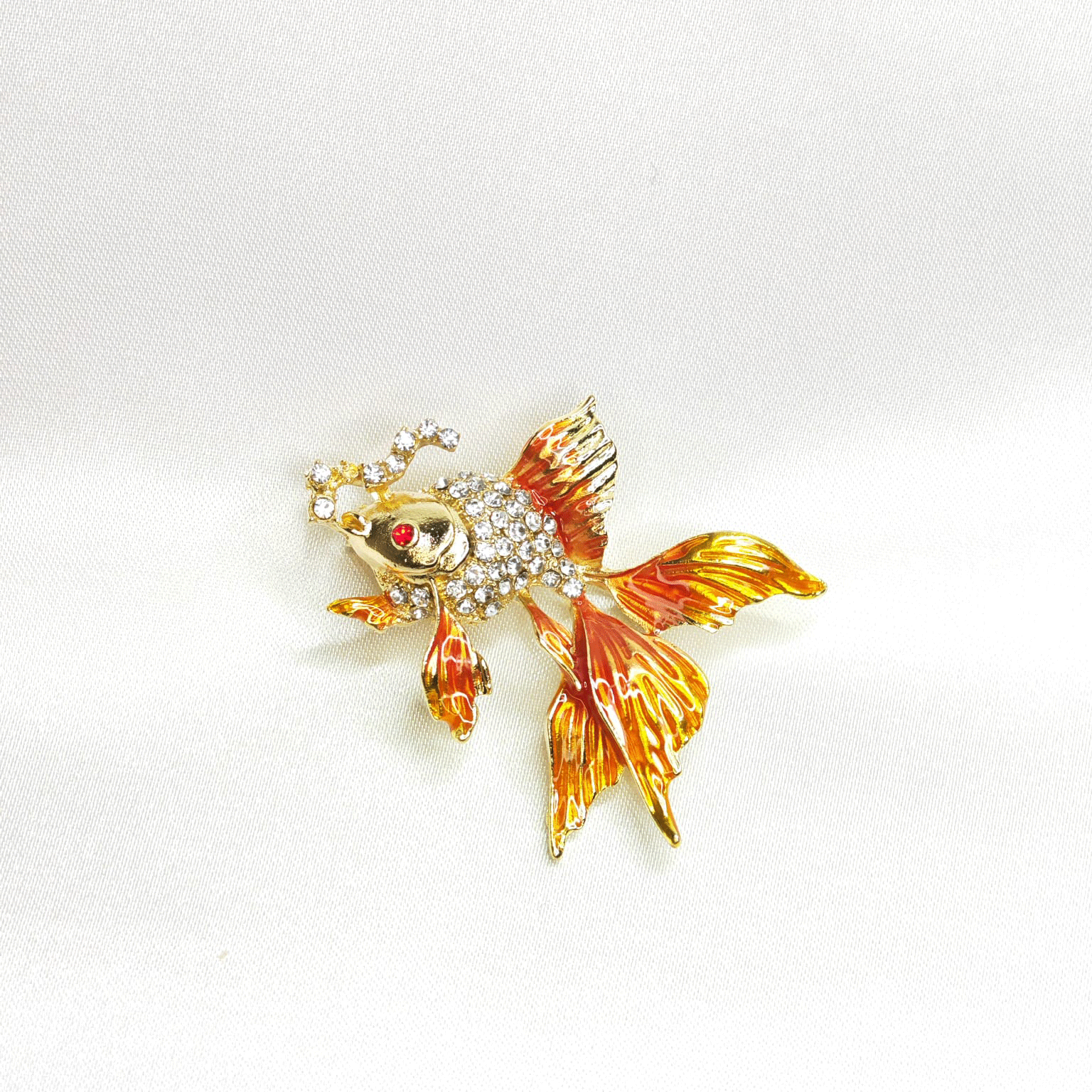 Broche Poisson Doré élégant en Cristal et Émail Orange