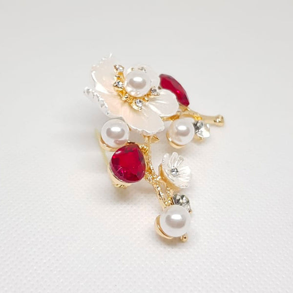 Broche Doree Mariage Fleur Blanche sur Branche Perles Cristal Rouge