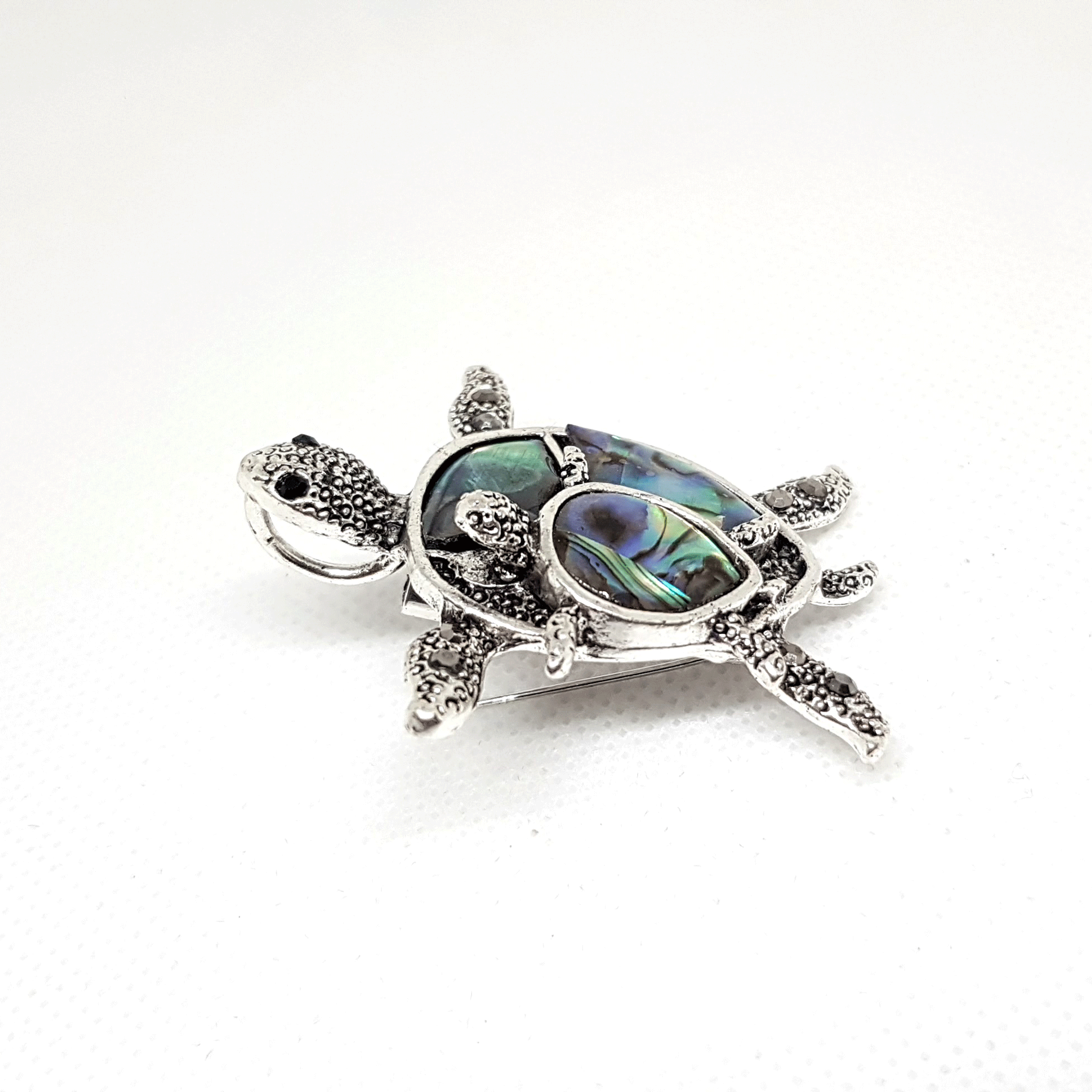 Broche tortue de mer nacrée