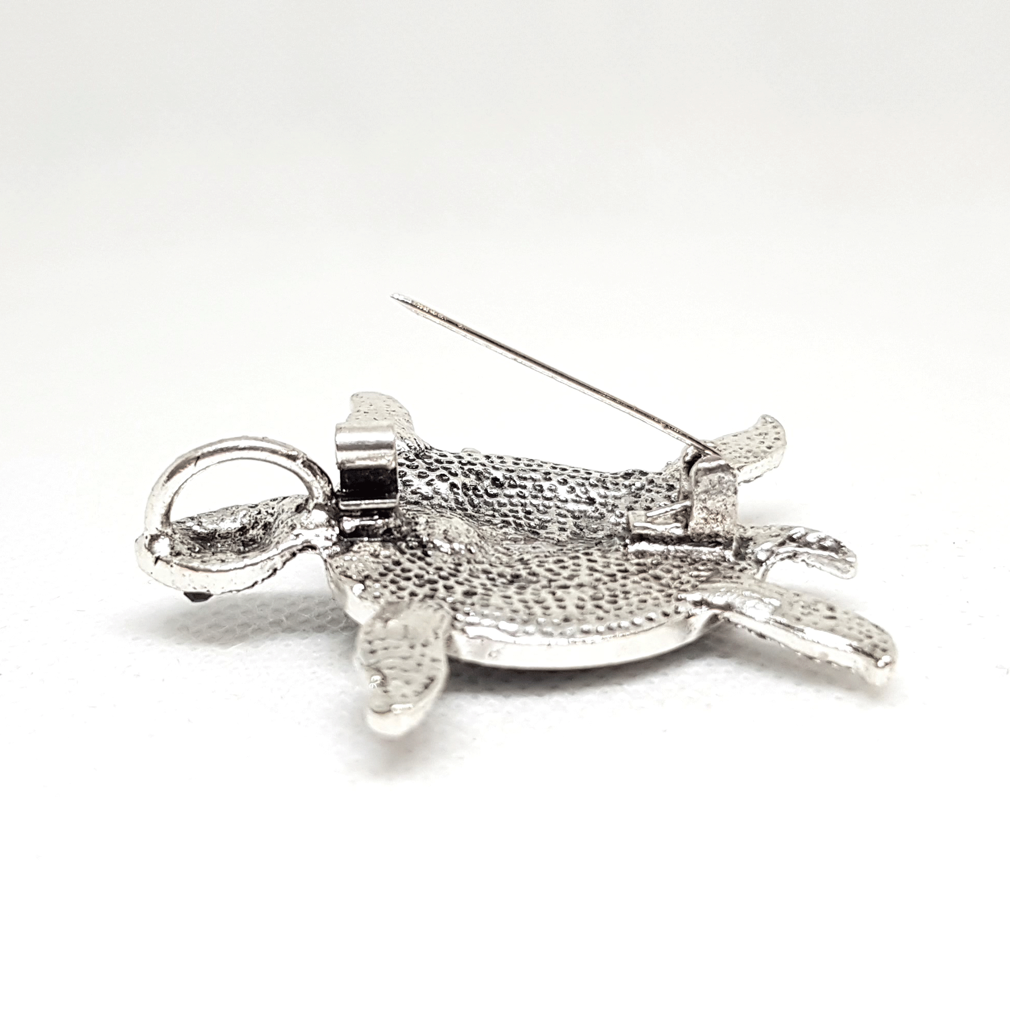 Broche tortue de mer nacrée